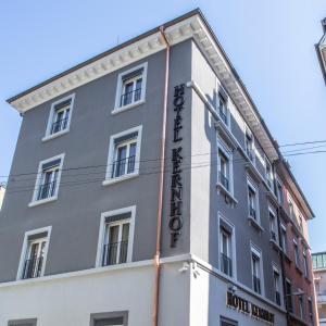 The building in which a szállodákat is located