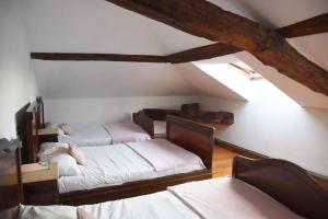 A bed or beds in a room at Impresionante Caserío Montañes del Siglo XVII