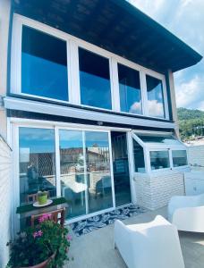 A balcony or terrace at La casa di Angelina