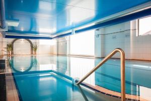 Sundlaugin á Treacys Hotel & Leisure Centre Waterford eða í nágrenninu