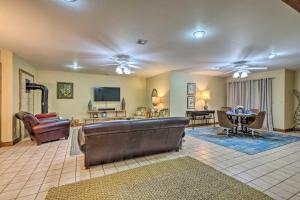 Gallery image of Pet-Friendly Home 7 Miles to Dickson Street! in Fayetteville