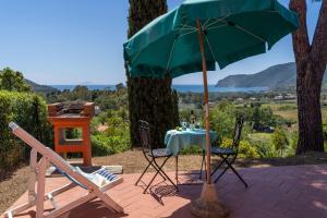 Foto da galeria de Casa Rossa Lacona em Lacona