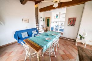 Fotografie z fotogalerie ubytování Casa Rossa Lacona v destinaci Lacona