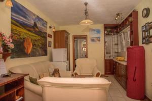 Kuchyň nebo kuchyňský kout v ubytování Apartments RUZA