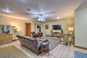 Gallery image of Pet-Friendly Home 7 Miles to Dickson Street! in Fayetteville