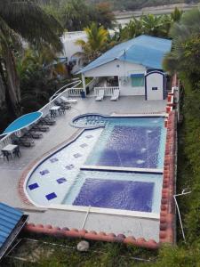 Bazén v ubytování Hotel Bellavista Isla del Sol nebo v jeho okolí