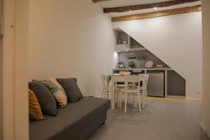 Kuchyňa alebo kuchynka v ubytovaní Turna Apartment