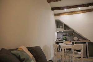 Kuchyňa alebo kuchynka v ubytovaní Turna Apartment