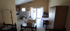 Gallery image of Apartmani Jovanovic in Lustica