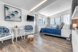 Ένα ή περισσότερα κρεβάτια σε δωμάτιο στο Ocean View - Luxury Villa Nefeli +39 φωτογραφίες