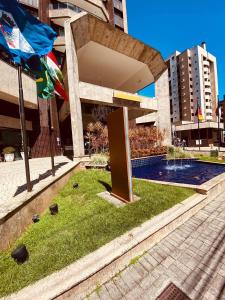 Imagen de la galería de Apart-hotel, piscina, TV a cabo, academia, en Joinville