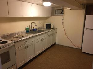 Φωτογραφία από το άλμπουμ του A nice independent basement apartment σε Guttenberg