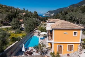 Mynd úr myndasafni af DELPHINUS VILLAS-Villa Nikitas í Áyios Nikítas