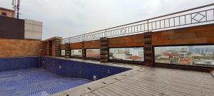 Swimmingpoolen hos eller tæt på Hotel Daily Inn Bandung