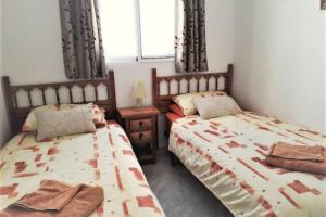 Posteľ alebo postele v izbe v ubytovaní Beautiful Air Conditioned bungalow - Alkabir