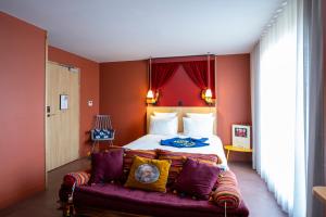 サン・トゥアンにあるMOB ホテル パリ レ プーシュのギャラリーの写真