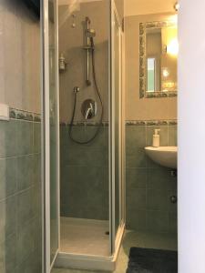 A bathroom at Corte Colori
