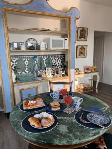 Fotografie z fotogalerie ubytování Eleventh Floor Suites v Cagliari