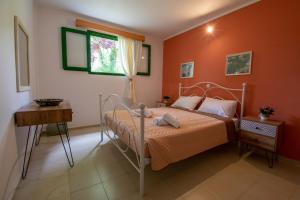 Postel nebo postele na pokoji v ubytování Govino Bay