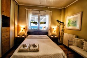 Posteľ alebo postele v izbe v ubytovaní Luxurious Villa by the sea
