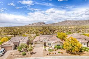 Gallery image of Cactus Flower Pass in Marana