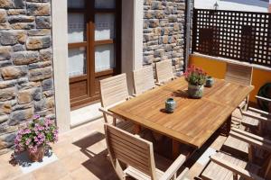 Balkón nebo terasa v ubytování Casa Rural La Tayuela + 14 fotografií