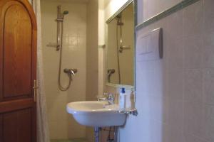 Gallery image of East wind house in Praiano +14 photos