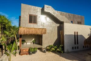 Gallery image of Beachfront Villa in Tankah Bay in Tulum