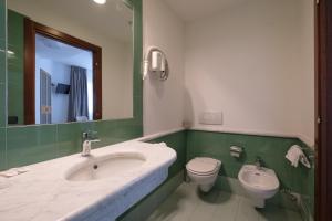 Kúpeľňa v ubytovaní Hotel Portavaldera