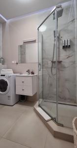 Ένα μπάνιο στο Old Town Apartment