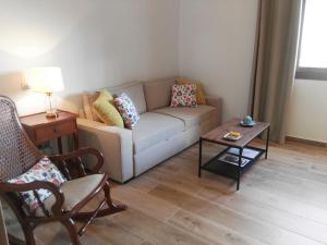 A seating area at Casita Tio Manuel
