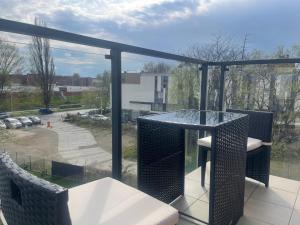 Balkon lub taras w obiekcie Kawka na Grobli
