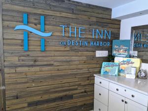 Certifikát, hodnocení, plakát nebo jiný dokument vystavený v ubytování Inn on Destin Harbor, Ascend Hotel Collection