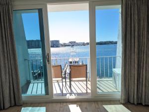 Balkón nebo terasa v ubytování Inn on Destin Harbor, Ascend Hotel Collection