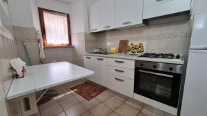 Η κουζίνα ή μικρή κουζίνα στο Casa Matilda - Casa Vacanze
