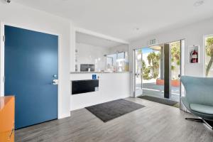 Gallery image of Tradewinds Motel in Lakewood