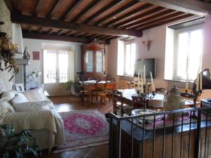 Posezení v ubytování La Pieve Di Sant'Andrea