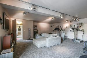 Posezení v ubytování Gîte l'Ardoisier 7 Pers Sauna Bayeux 2km