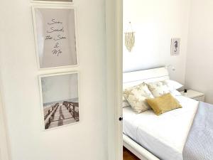 Ein Bett oder Betten in einem Zimmer der Unterkunft APARTBEACH CYE 6 CLIMATIZADO y JUNTO PLAYA