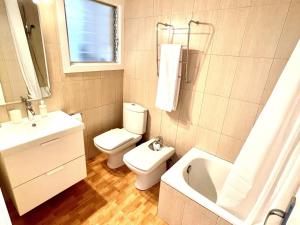 Ein Badezimmer in der Unterkunft APARTBEACH CYE 6 CLIMATIZADO y JUNTO PLAYA