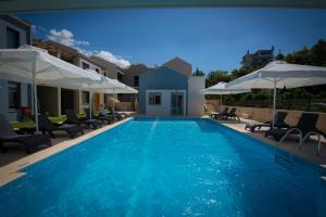 Bazén v ubytování Mantinia Bay Hotel nebo v jeho okolí