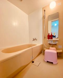 Kylpyhuone majoituspaikassa ROSSI STAR