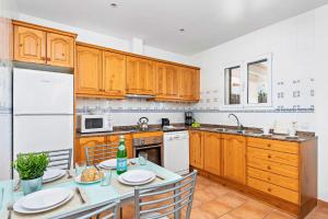 Kuchyň nebo kuchyňský kout v ubytování Villa Amalia by Villa Plus
