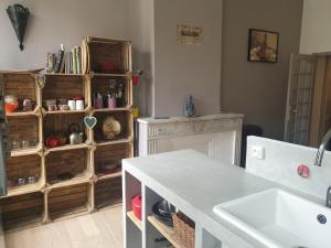 Gambar di galeri bagi Charmant appartement cœur village provençal di Lambesc