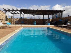 B&B Villa Vital Fuerteventura - Atmospheric, Small-scale, Adults Only 내부 또는 인근 수영장