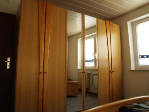 Postel nebo postele na pokoji v ubytování Ferienwohnung Beate 1