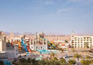 - Vistas a un complejo con parque acuático en Serenity Alma Heights - Ex Serenity Fun City en Hurghada