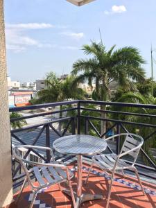 Vajamar Hotel的阳台或露台