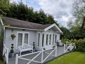 Сад в Willow House B&B