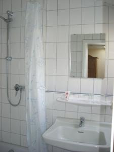 Koupelna v ubytování Gasthaus Kellerer